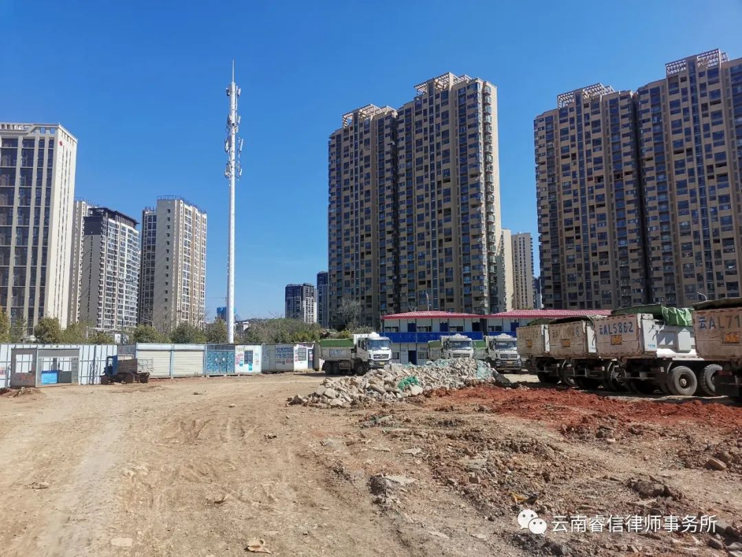 云南睿信律师事务所滕琳律师受都市时报采访关于《约180个孩子9月就要上学 俊发城文系配套学校还未动工》法律问题